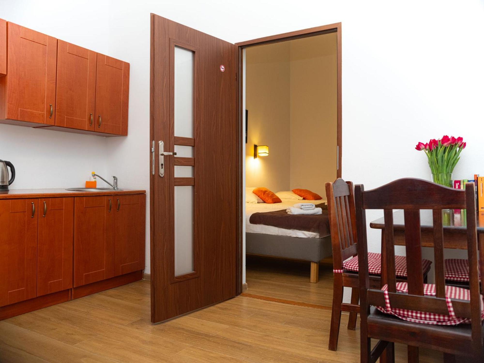 Station Aparthotel Kraków Eksteriør billede